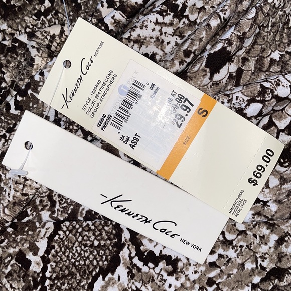 NWT Kenneth Cole Top - Picture 6 of 6